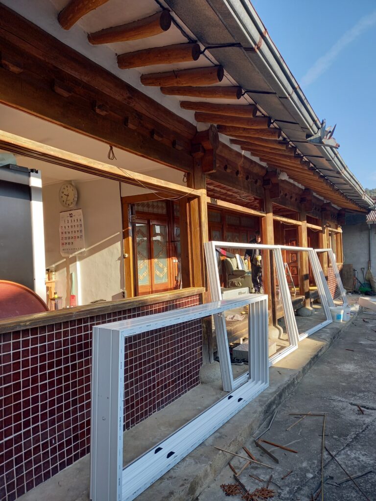 시골 한옥주택창문 교체공사